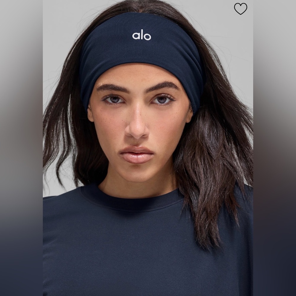 Alo Yoga NWT Performance Conquer Navy Blue Headband